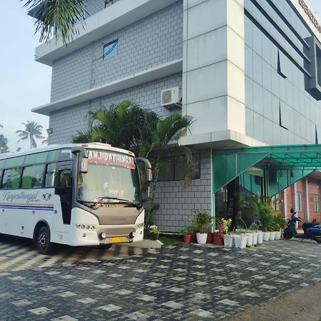 Hotel Ebenezer Plaza Nedumbassery Exterior foto